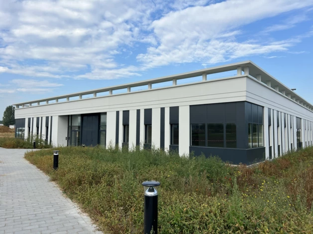 Location entrepôts / activités Élancourt Cushman & Wakefield