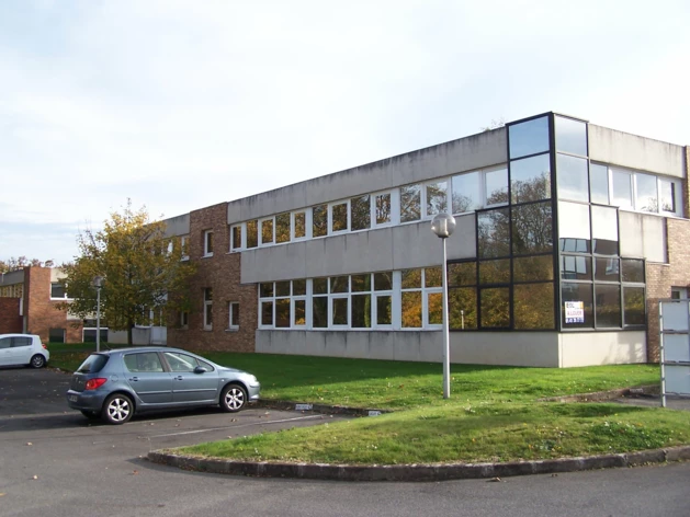 Location bureaux Bièvres Cushman & Wakefield