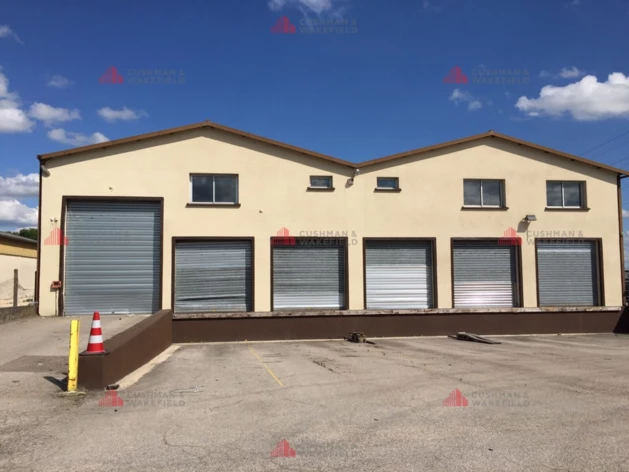 Location entrepôts / activités Couchey Cushman & Wakefield