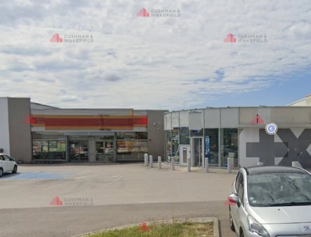 Location commerces École-Valentin Cushman & Wakefield