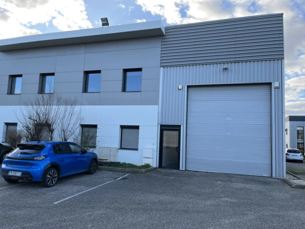 Location entrepôts / activités Saint-Priest Cushman & Wakefield