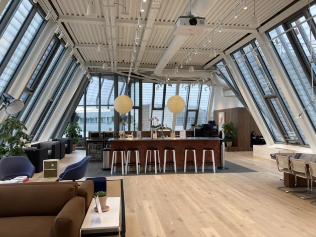 Location bureaux privés Paris 8 Cushman & Wakefield