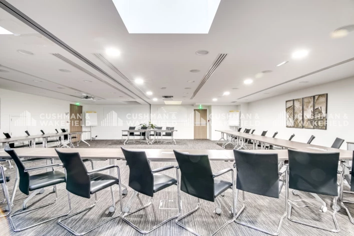 Location bureaux privés Paris 8 Cushman & Wakefield