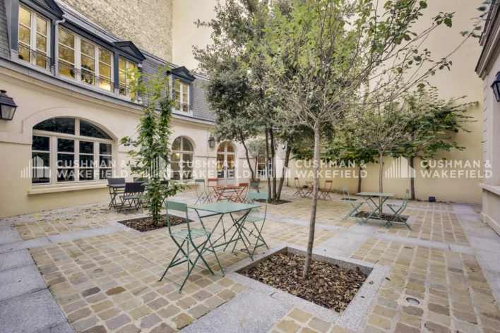 Location bureaux privés Paris 8 Cushman & Wakefield