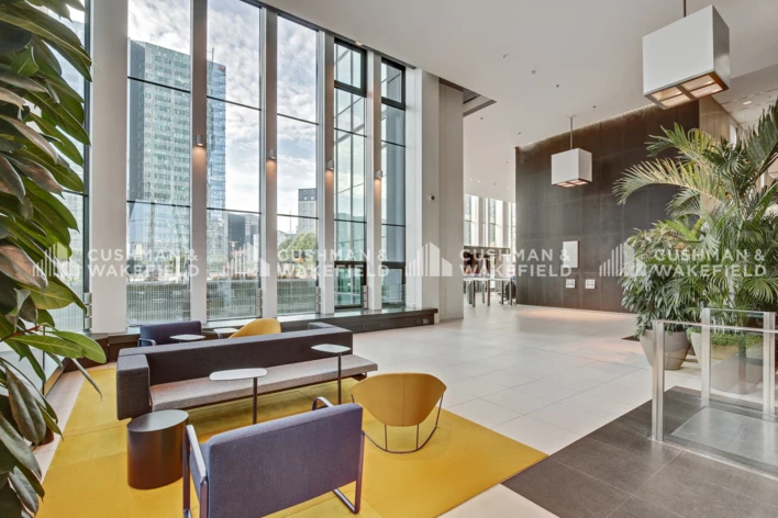 Location bureaux privés Courbevoie Cushman & Wakefield