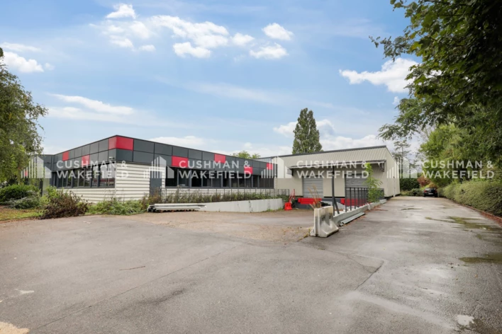 Location entrepôts / activités Les Ulis Cushman & Wakefield
