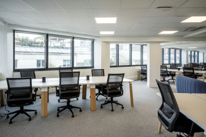 Location bureaux privés Paris 17 Cushman & Wakefield