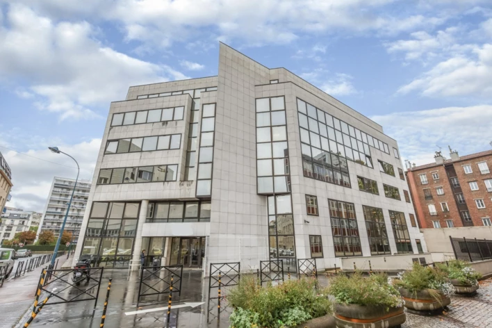 Location bureaux Clichy Cushman & Wakefield