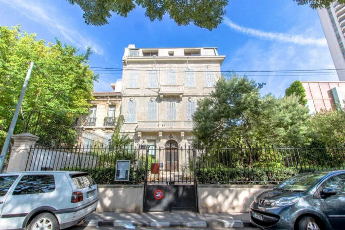 Achat ou Location bureaux Marseille 8 Cushman & Wakefield