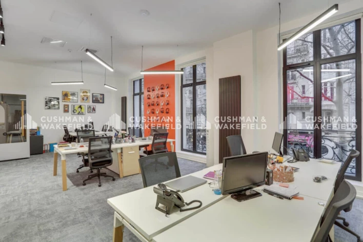 Location plateaux indépendants Paris 8 Cushman & Wakefield