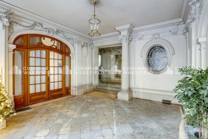 Location plateaux indépendants Paris 17 Cushman & Wakefield