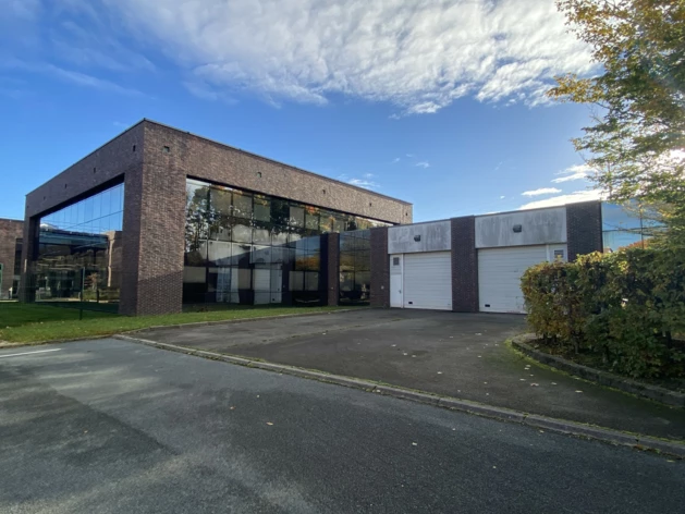 Achat ou Location bureaux Trappes Cushman & Wakefield