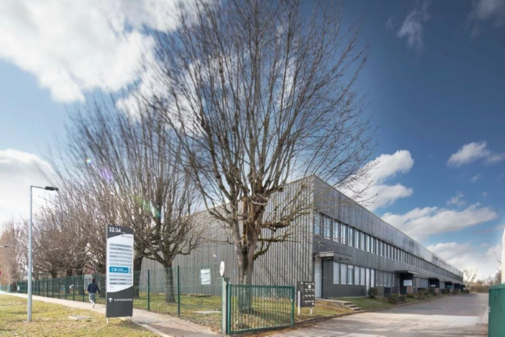 Location entrepôts / activités Coignières Cushman & Wakefield