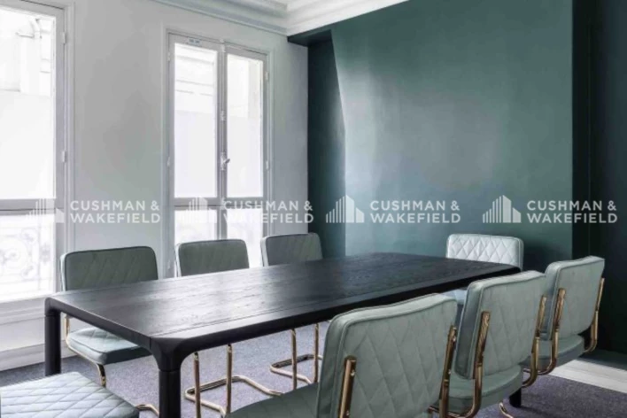 Location plateaux indépendants Paris 8 Cushman & Wakefield