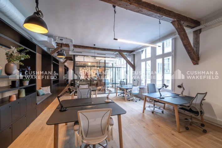Location plateaux indépendants Paris 10 Cushman & Wakefield