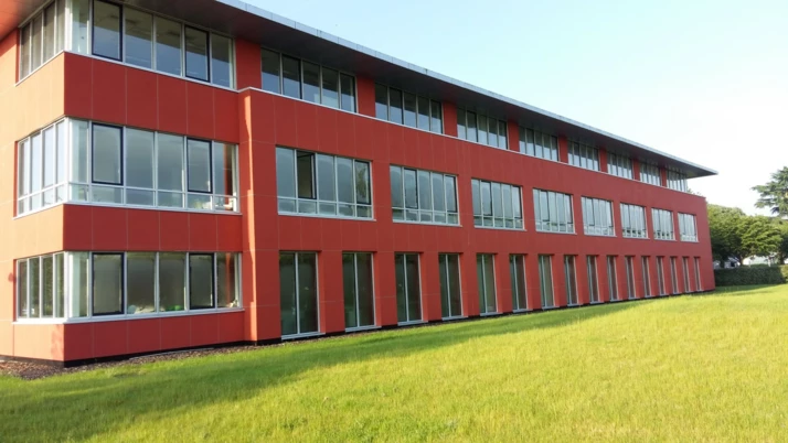 Achat ou Location bureaux Voisins-le-Bretonneux Cushman & Wakefield