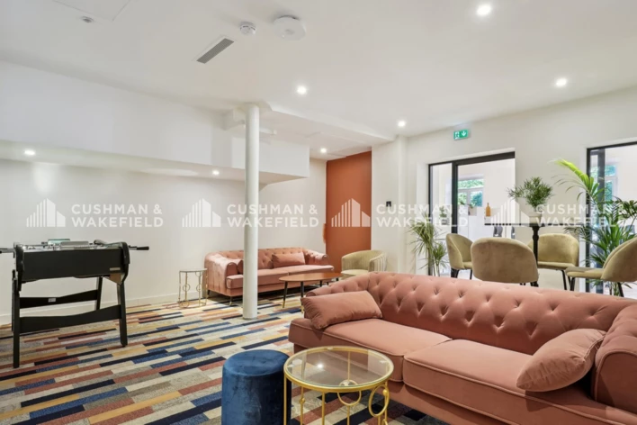 Location plateaux indépendants Paris 8 Cushman & Wakefield