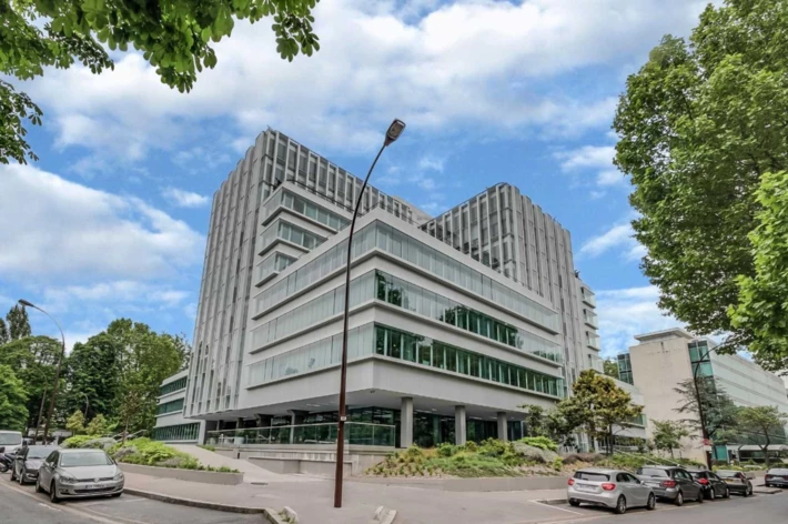 Location bureaux Neuilly-sur-Seine Cushman & Wakefield