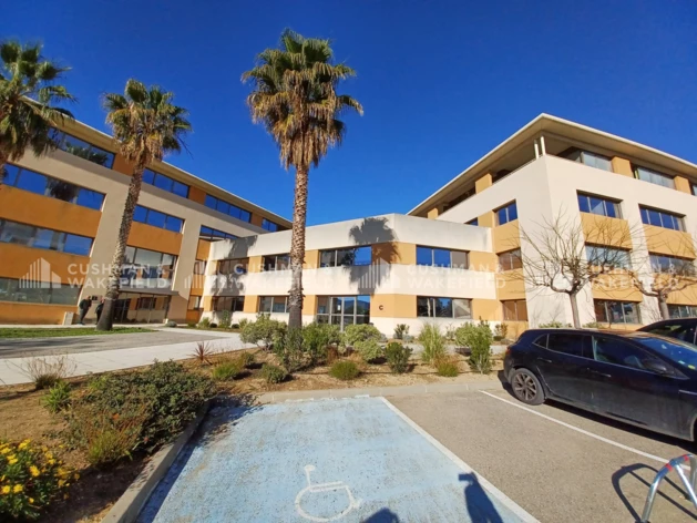 Location bureaux La Ciotat Cushman & Wakefield