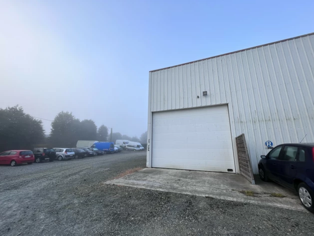 Location entrepôts / activités Laillé Cushman & Wakefield