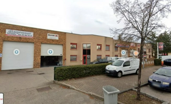 Location entrepôts / activités Vénissieux Cushman & Wakefield