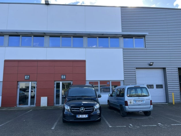 Location entrepôts / activités Saint-Priest Cushman & Wakefield