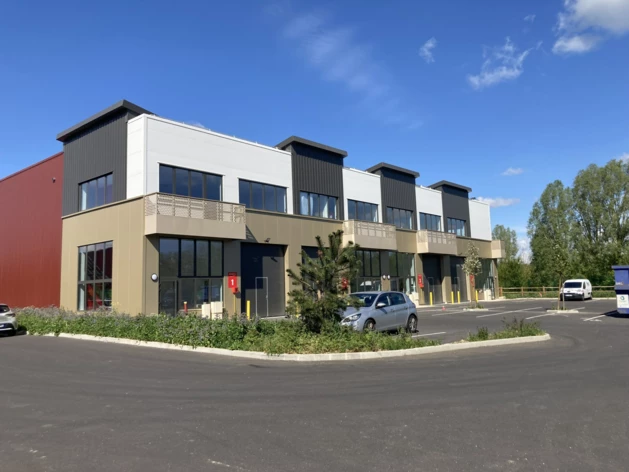 Location entrepôts / activités Saint-Pierre-du-Perray Cushman & Wakefield