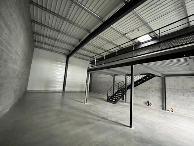 Location entrepôts / activités Pleumeleuc Cushman & Wakefield