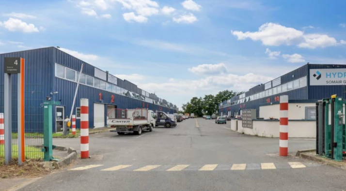 Location entrepôts / activités Chilly-Mazarin Cushman & Wakefield