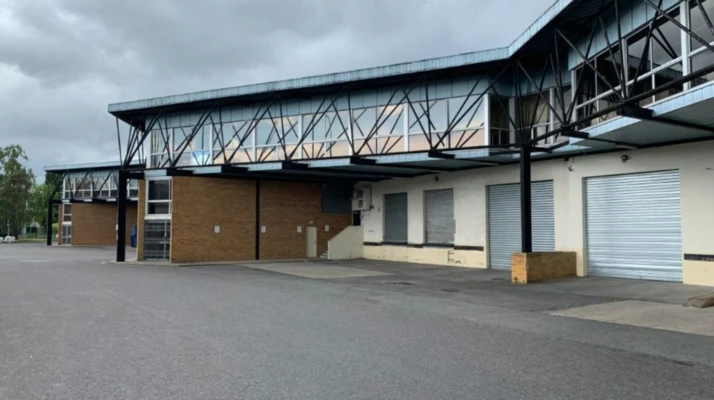 Location entrepôts / activités Morangis Cushman & Wakefield