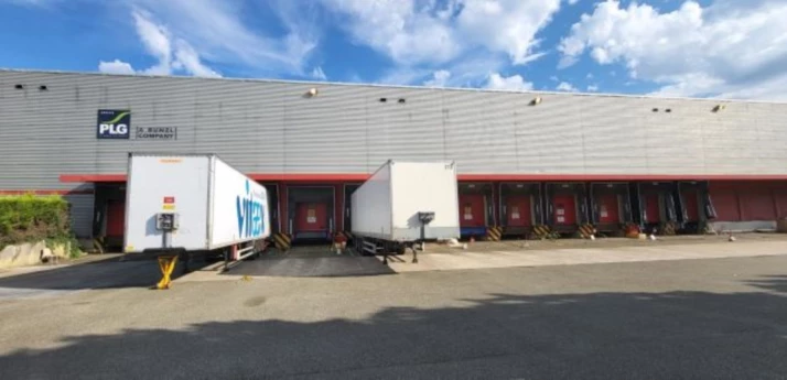 Location entrepôts / activités Maurepas Cushman & Wakefield