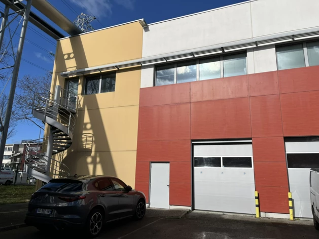 Location entrepôts / activités Saint-Priest Cushman & Wakefield