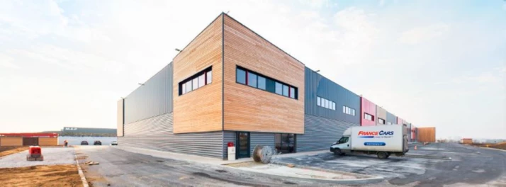 Location entrepôts / activités Louvres Cushman & Wakefield