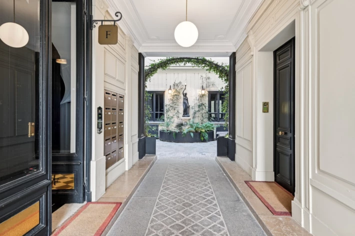 Location bureaux Paris 1 Cushman & Wakefield