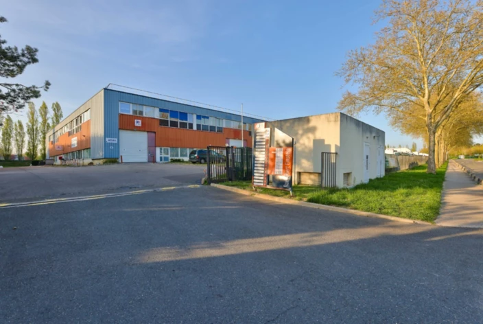 Location entrepôts / activités Trappes Cushman & Wakefield