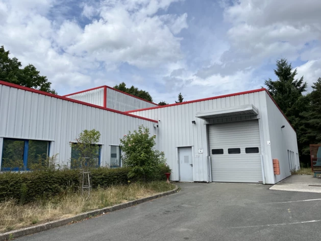 Achat entrepôts / activités Cheptainville Cushman & Wakefield