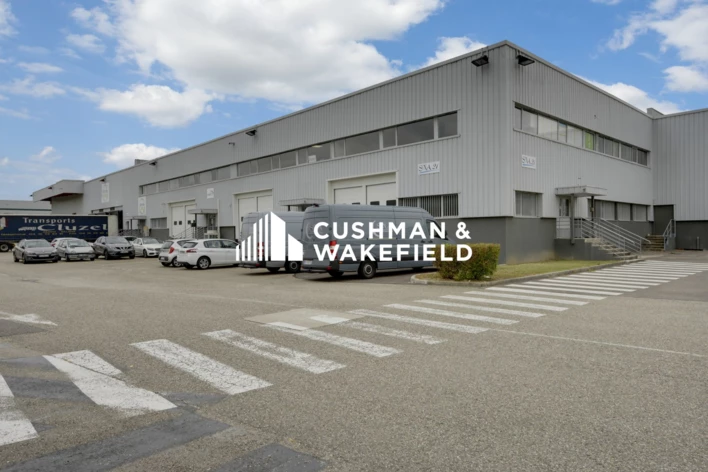 Achat entrepôts / activités Saint-Quentin-Fallavier Cushman & Wakefield