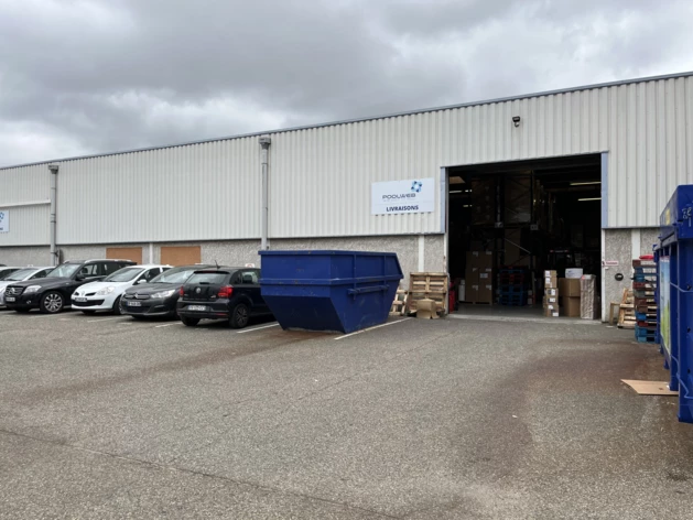 Location entrepôts / activités Chassieu Cushman & Wakefield