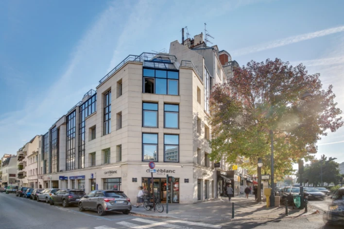 Location bureaux Neuilly-sur-Seine Cushman & Wakefield