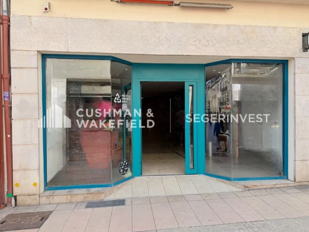 Location commerces Dijon Cushman & Wakefield