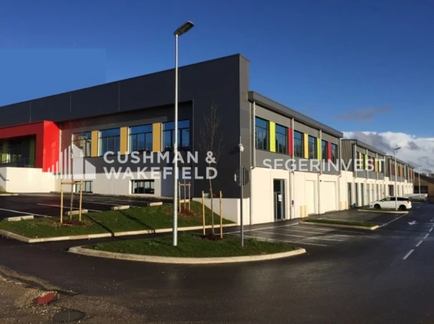 Achat entrepôts / activités Besançon Cushman & Wakefield