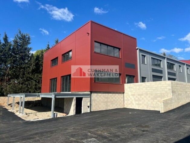Location entrepôts / activités Nîmes Cushman & Wakefield