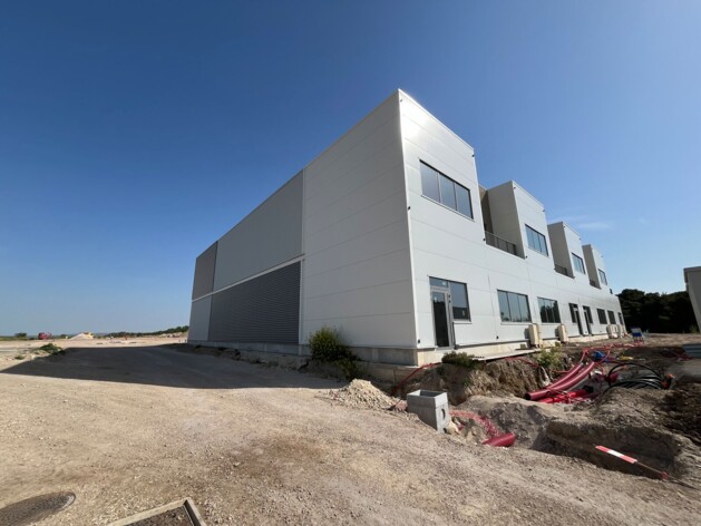 Achat entrepôts / activités Marignane Cushman & Wakefield
