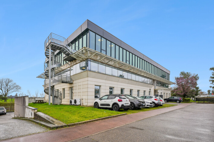 Achat bureaux Bron Cushman & Wakefield