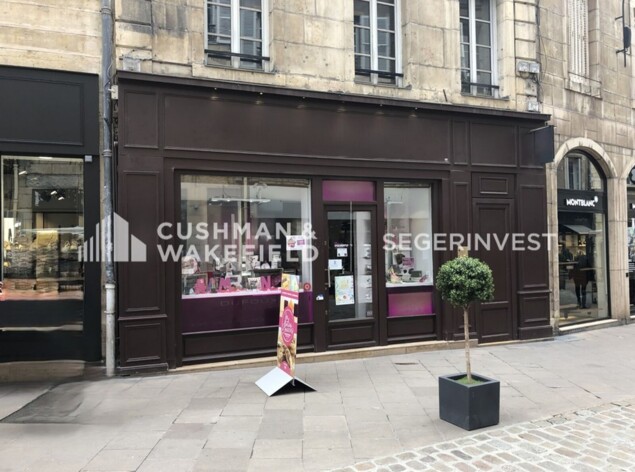 Location commerces Dijon Cushman & Wakefield