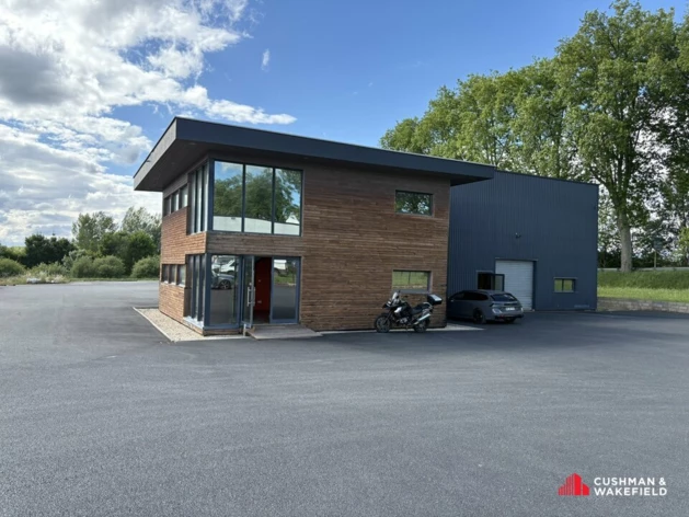 Achat entrepôts / activités Fréjeville Cushman & Wakefield
