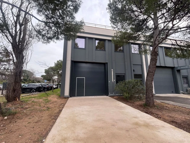 Location entrepôts / activités Vitrolles Cushman & Wakefield