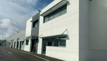 Location entrepôts / activités Eysines Cushman & Wakefield