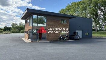 Achat entrepôts / activités Fréjeville Cushman & Wakefield