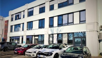 Location bureaux École-Valentin Cushman & Wakefield